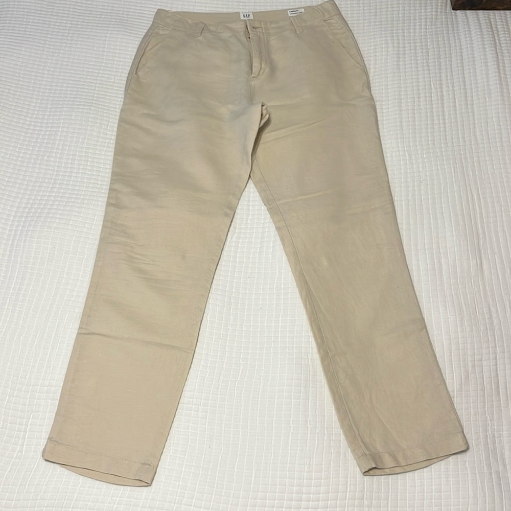 Gap Girlfriend Chino